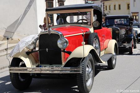 Mednarodna revija starodobnikov v Kamnik privabila ljubitelje klasičnih vozil (43)